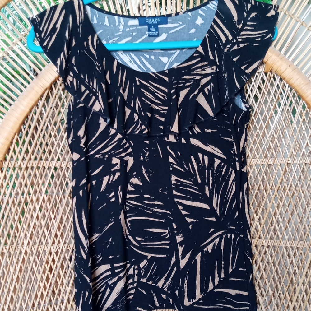 Sleeveless, tribal blouse